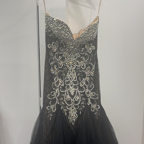 Too small by now - Picture 7 of 7